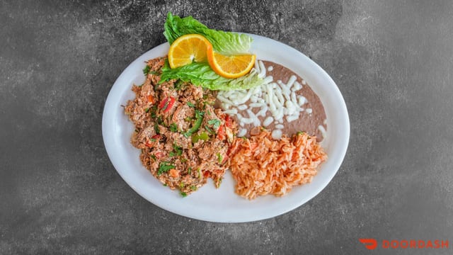 Machaca Con Huevo Plate.