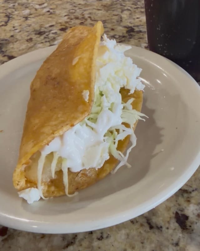 3 Small Tacos De Papa.