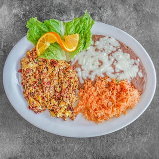 Huevos Con Chorizo Plate